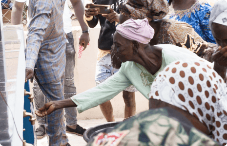 /images/functioning-kiosk-in-ibadan-nigeria-2.png